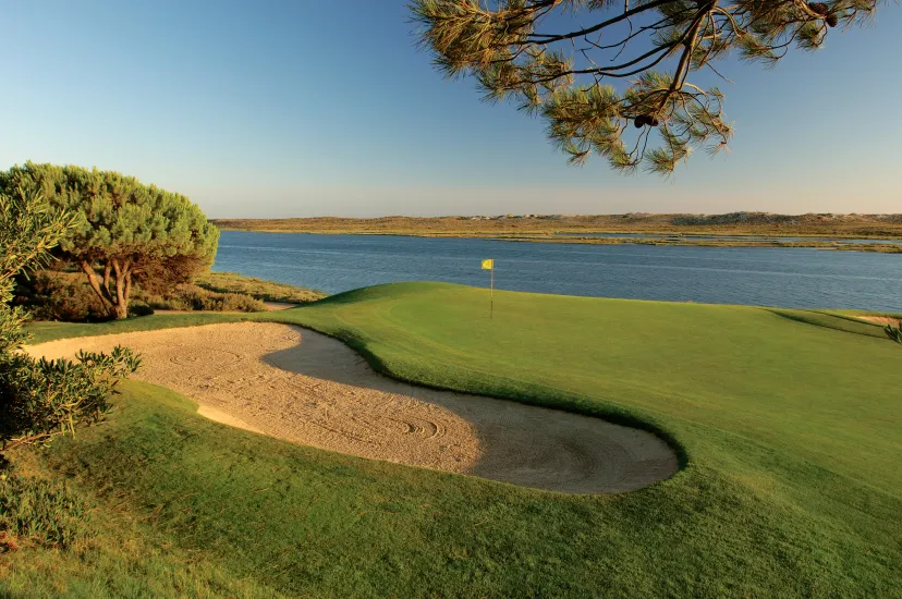 Why golf in Faro
