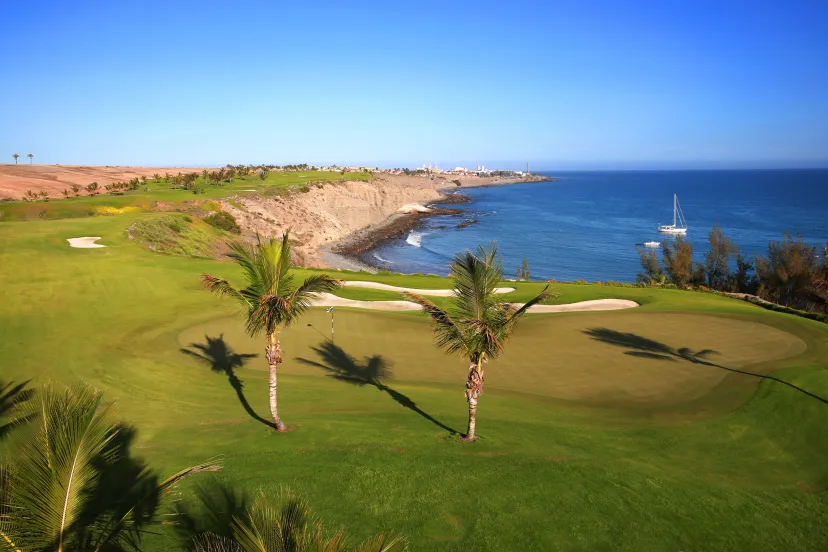 Why golf in Canary Islands