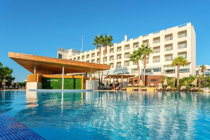 AP Maria Nova Lounge - Adults Friendly